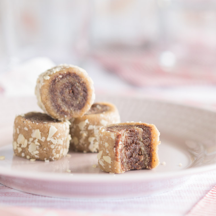 Vegansk & glutenfri kanelbullar utan ugn, av Anna Winér