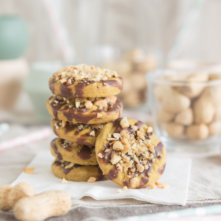 Nyttiga och enkla jordnötscookies, av Anna Winér