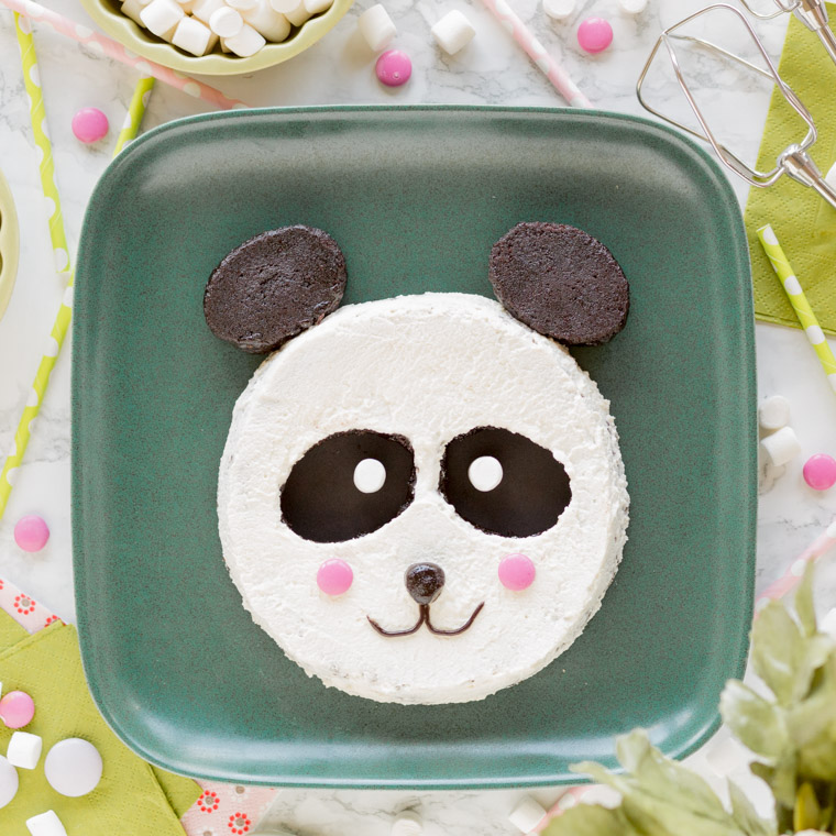 Enkel och snabb kladdkaka formad som en pandatårta av anna winér