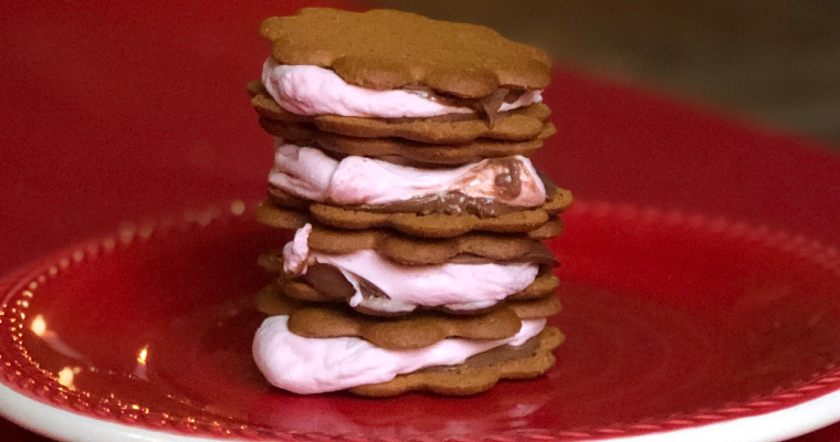 Julkakor, s´mores, pepparkakor, skumtomtar, tomteskum, julbak