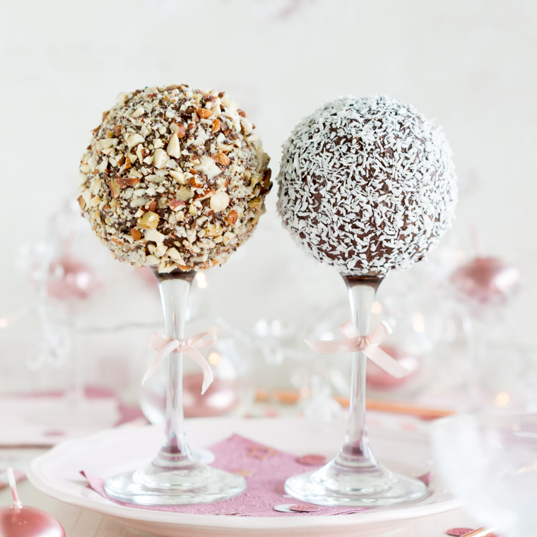 Cake pops på glasfot, av Anna Winér