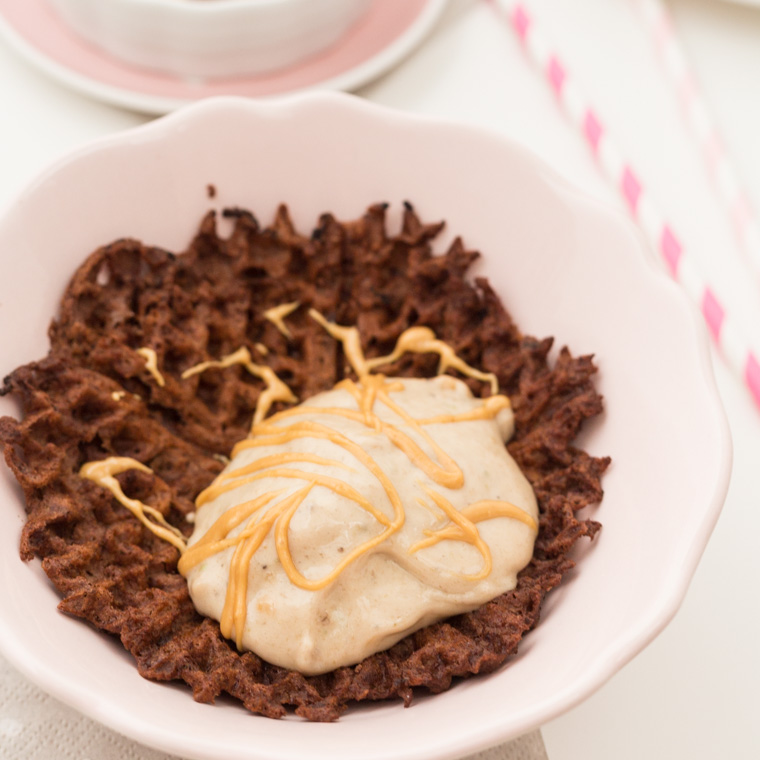 chokladvåfflor med nötglass