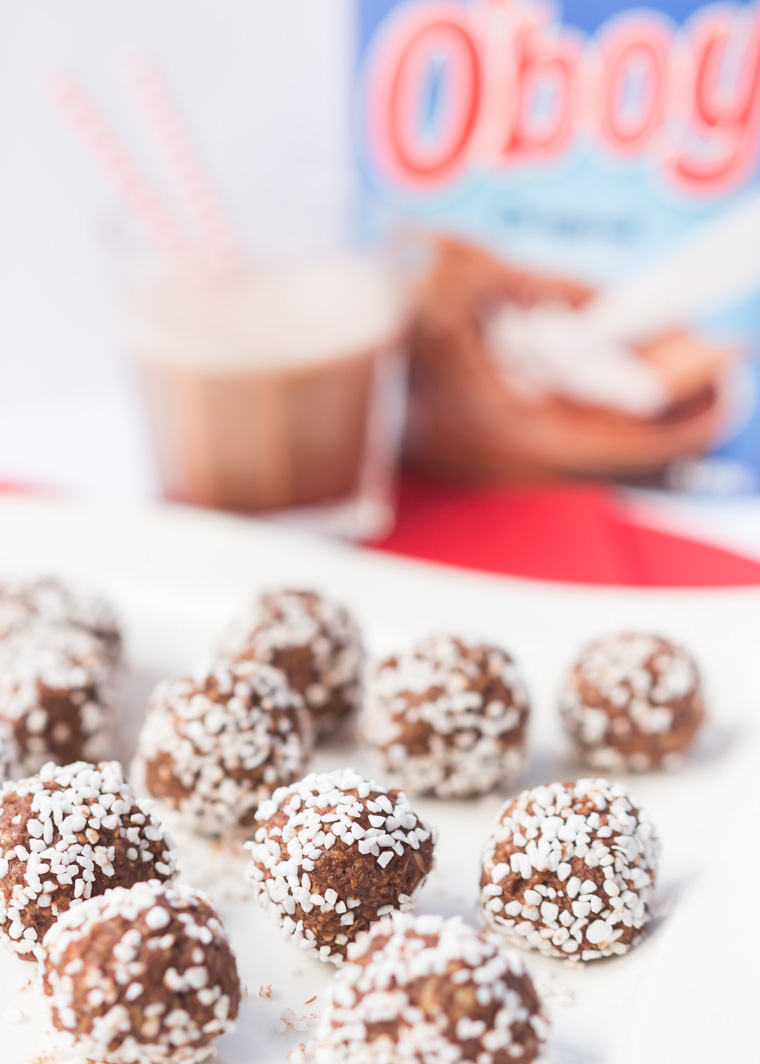 Chokladbollar, oboy-bollar, choklad, baka, enkelt, med barn,