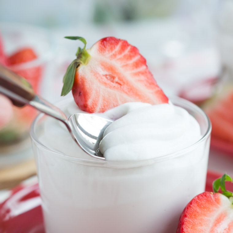 Vegansk och sockerfri kokospannacotta