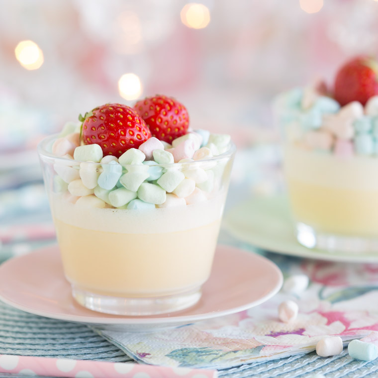 Snabb och enkel marshmallowspannacotta på 2 ingredienser, av Anna Winér