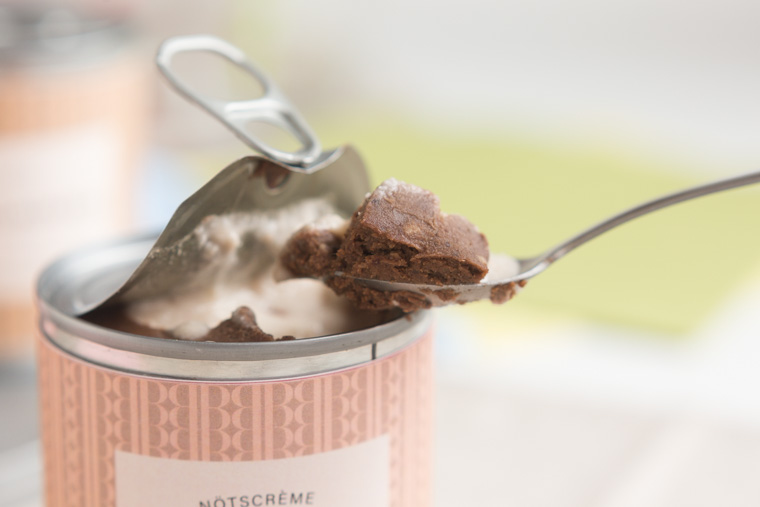 chokladkaka i konservburk