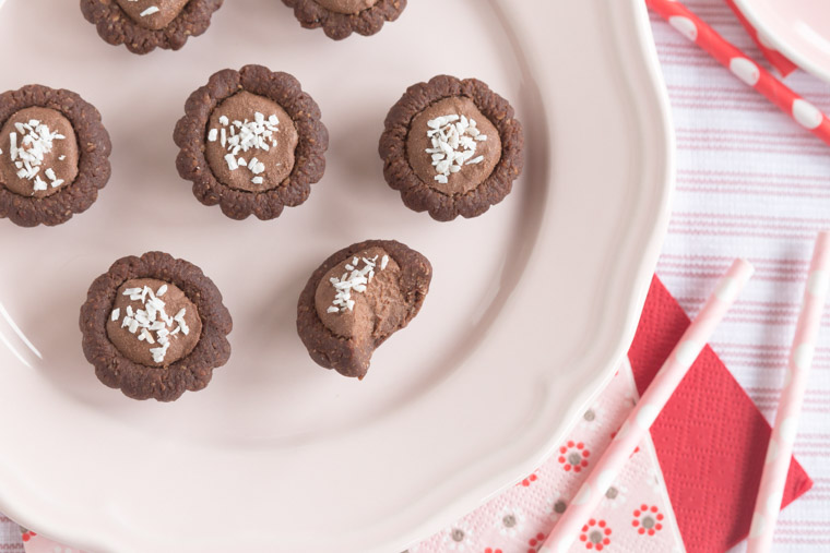 Veganska & glutenfria chokladbollsgrottor utan vitt socker av anna winér