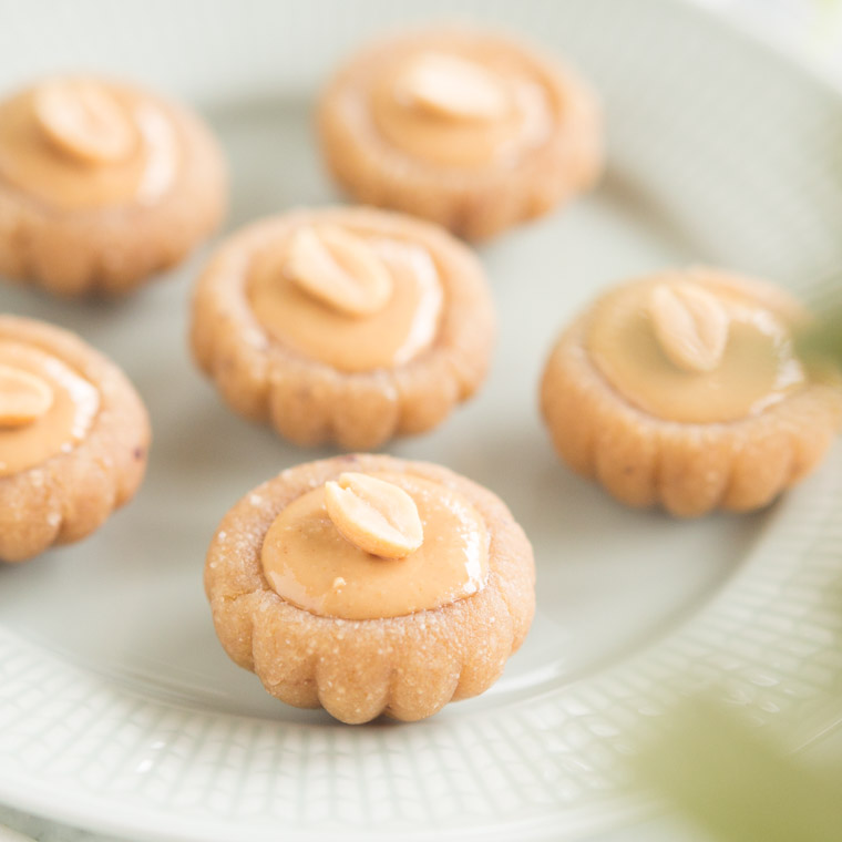Veganska & glutenfria ”no bake” jordnötsgrottor utan vitt socker av anna winér