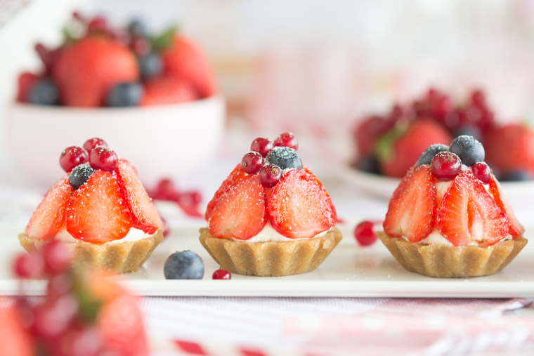 Vegansk & glutenfri bärbakelse utan ugn av Anna Winér