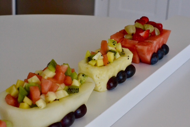 frukttåg, fruktsallad, nyttigt, mellis, nyttig mellis, barn, barnpyssel