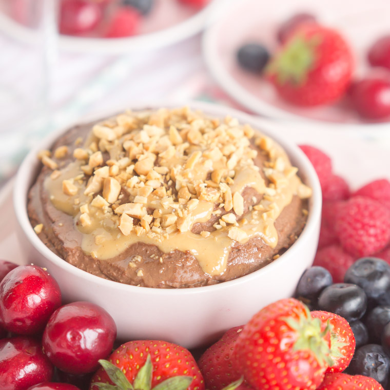Chokladhummus -den nyttigare chokladdippen, av Anna Winér