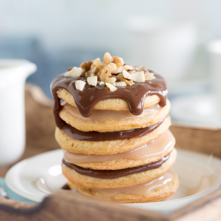 Plättar på 1 ingrediens med snabb dulce de leche, av Anna Winér
