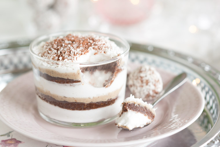Chokladbollsdessert med kokos- dulce de leche av anna winér